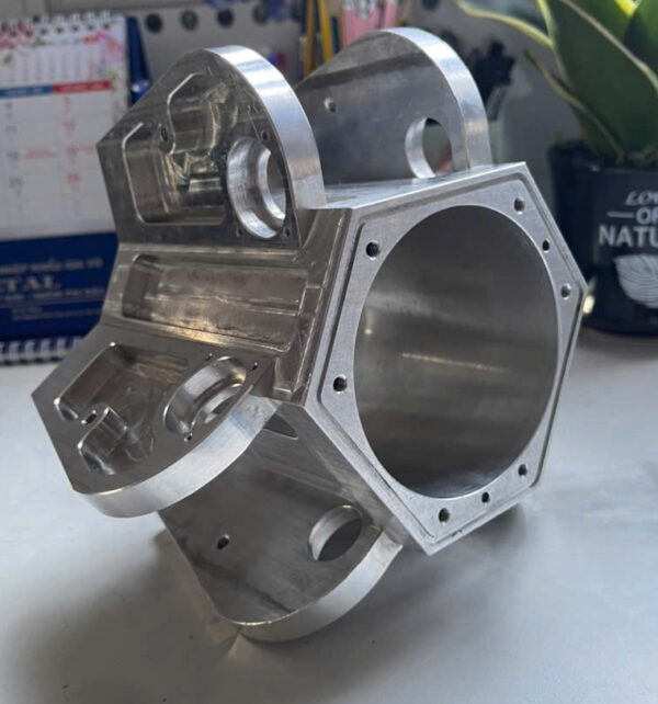 Gia công chi tiết hộp số nhôm