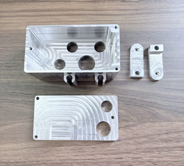 Gia công lốc máy nhôm