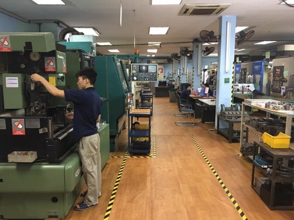 Xưởng gia công CNC