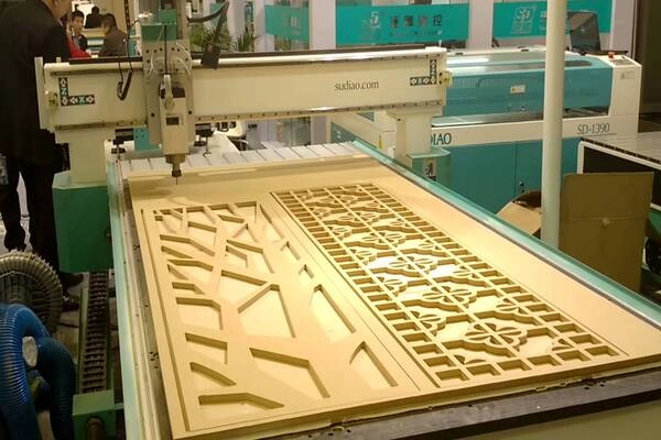 Gia công CNC xử lý gỗ và vật liệu tự nhiên Gia công CNC xử lý gỗ và vật liệu tự nhiên